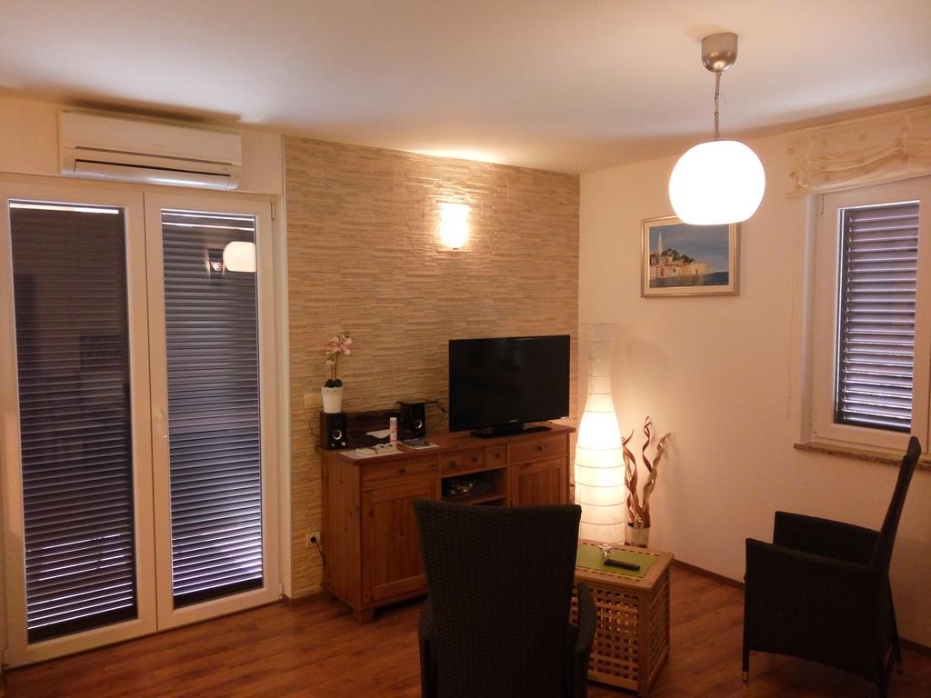 Apartment Asparagus Rovinjsko Selo Exterior foto